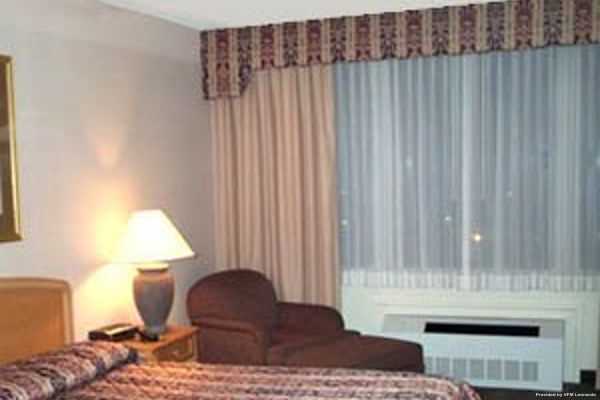 Hotel RIVERFRONT LODGE BURKESVILLE (Burkesville)